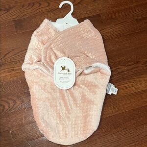 NWT Adirondack Baby Pink Swaddle Blanket